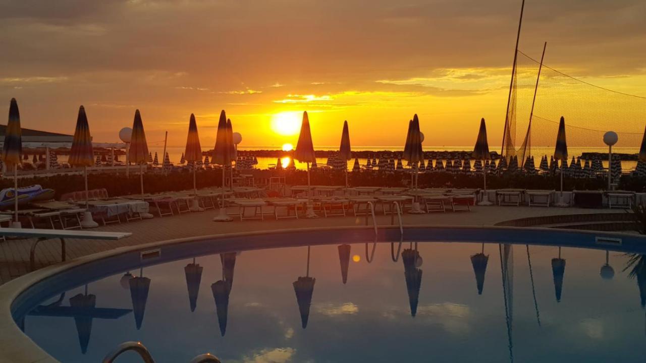 Hotel Marco Lido Di Savio Exteriér fotografie